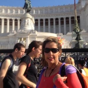 Meet your Posher, Alisa